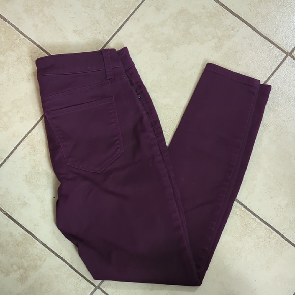 Design Lab Lord & Taylor Burgundy Pants - Picture 3 of 8